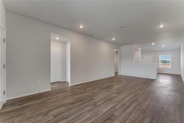 917 W Aiden Drive, Siloam Springs, AR 72761