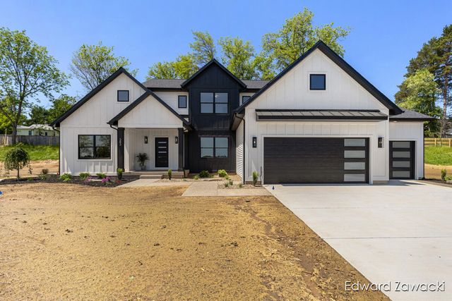 383 Rogue River View Drive Ne, Rockford City, MI 49341