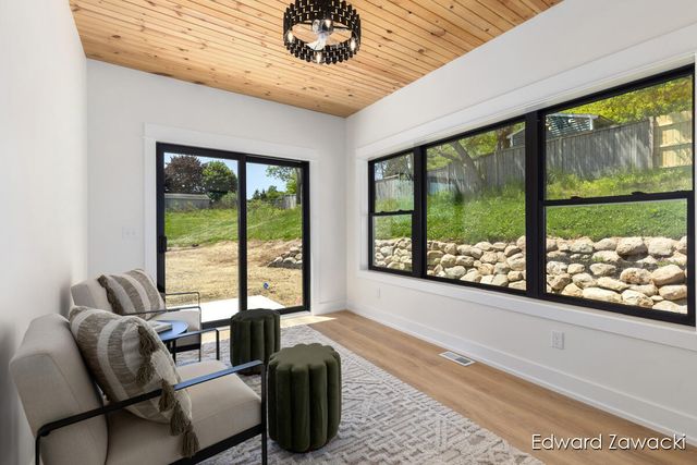 383 Rogue River View Drive Ne, Rockford City, MI 49341