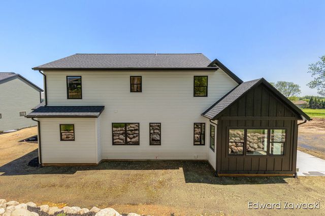 383 Rogue River View Drive Ne, Rockford City, MI 49341