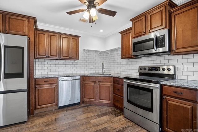 28 Arcadia Circle, Bryant, AR 72022