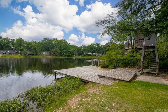 28 Arcadia Circle, Bryant, AR 72022