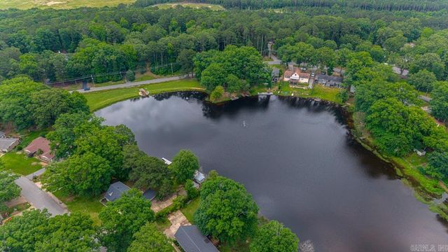 28 Arcadia Circle, Bryant, AR 72022