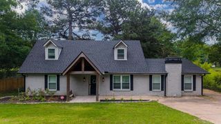 28 Arcadia Circle, Bryant, AR 72022