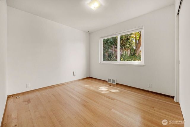 5508 31st Avenue NE, Seattle, WA 98105