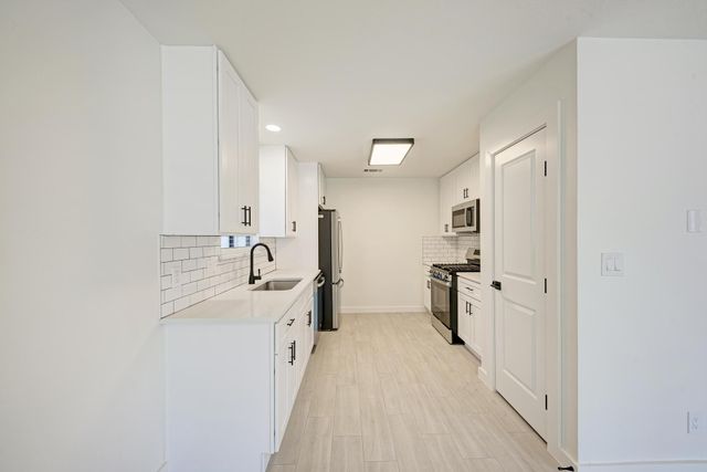 4910 Wing RD, Austin, TX 78749