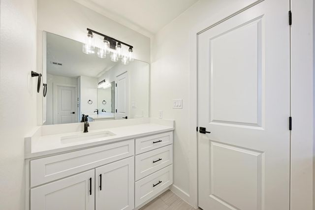 4910 Wing RD, Austin, TX 78749