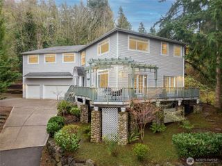 12117 Clearview Drive, Edmonds, WA 98026
