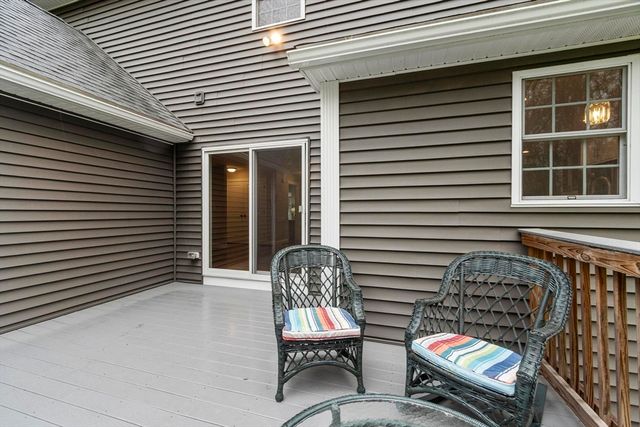 10 West St, Wilmington, MA 01887