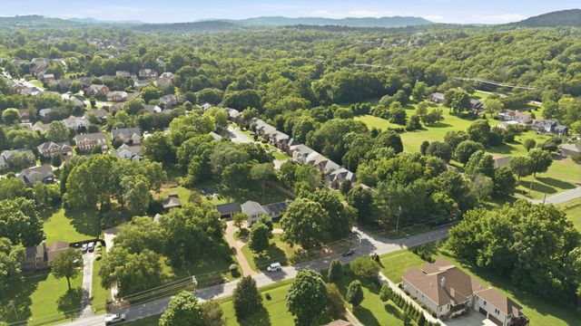 6544 Redmond Ln, Nashville, TN 37211