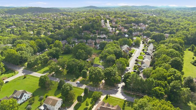 6544 Redmond Ln, Nashville, TN 37211