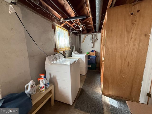 111 S STUART ST, Essex, MD 21221