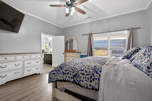 1375 Roberts Matthews Hwy, Sparta, TN 38583