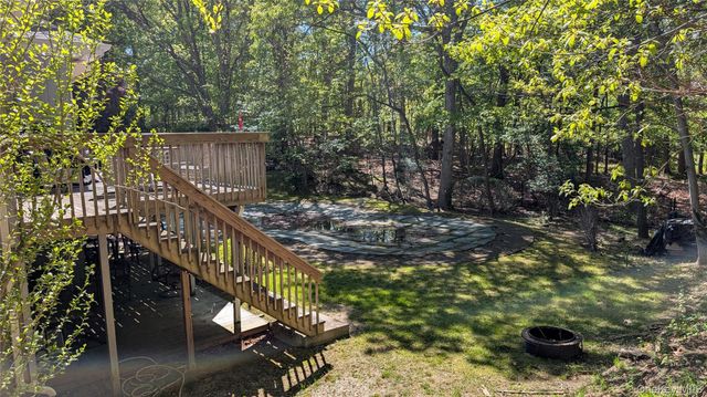 4 Oak Hills Drive, Rocky Point, NY 11778