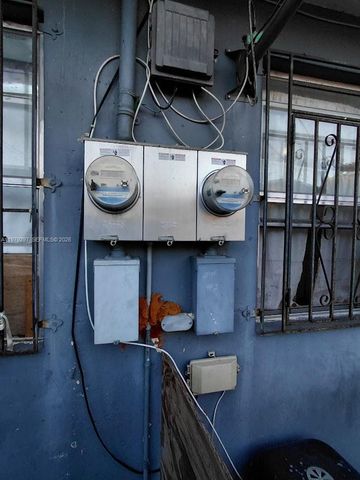 1262 NW 46th St, Miami, FL 33142