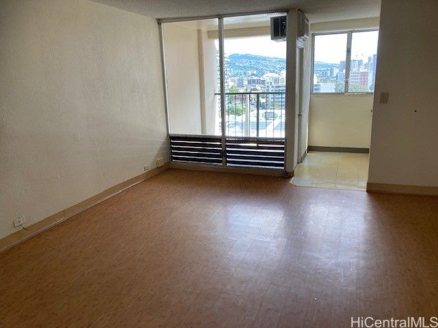 747 Amana Street 905, Honolulu, HI 96814