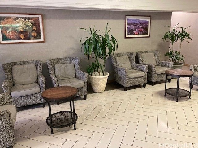 747 Amana Street 905, Honolulu, HI 96814