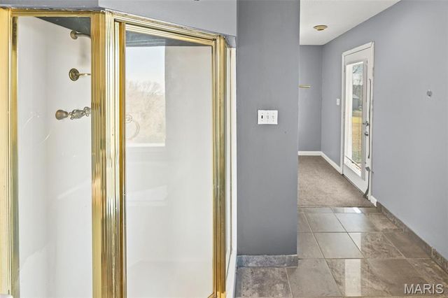 32 Hilltop Place, East St Louis, IL 62203