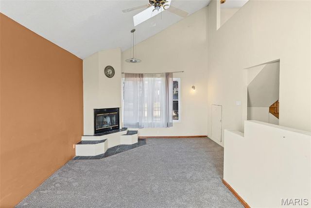 32 Hilltop Place, East St Louis, IL 62203