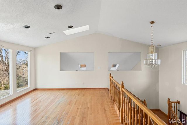 32 Hilltop Place, East St Louis, IL 62203