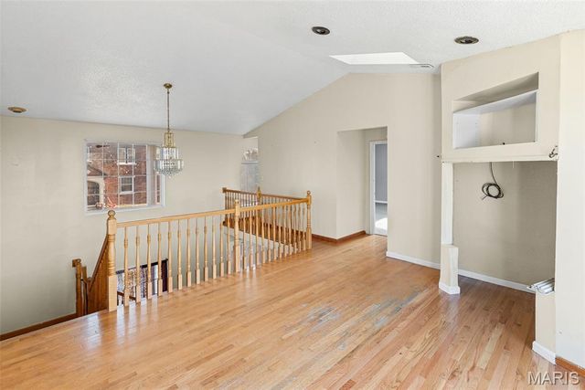 32 Hilltop Place, East St Louis, IL 62203