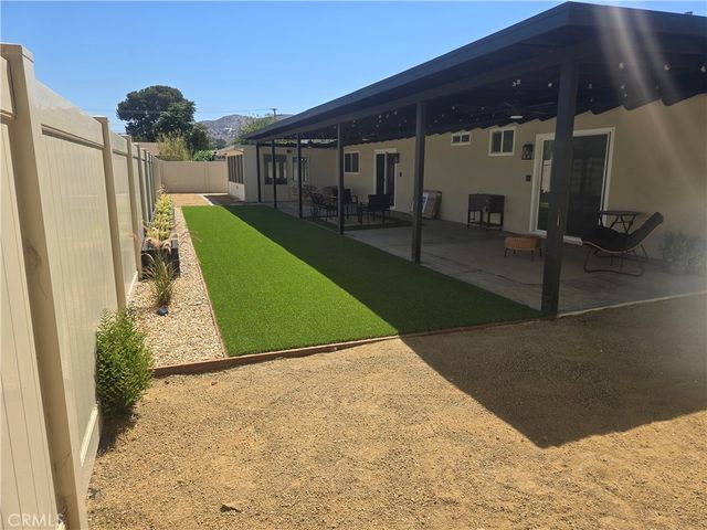 1531 Elm Drive, Norco, CA 92860