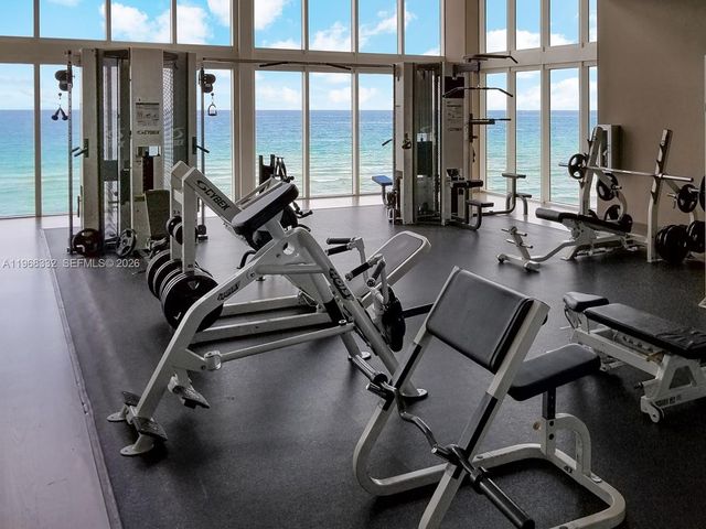 1830 S Ocean Dr 2907, Hallandale Beach, FL 33009
