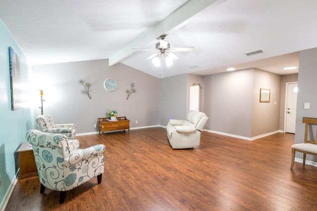 3 Four Sixes Circle, Wichita Falls, TX 76308