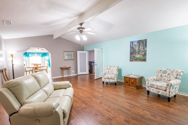 3 Four Sixes Circle, Wichita Falls, TX 76308