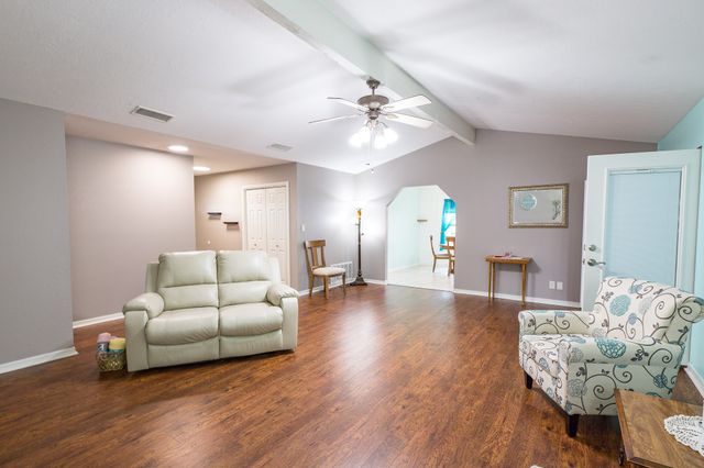 3 Four Sixes Circle, Wichita Falls, TX 76308