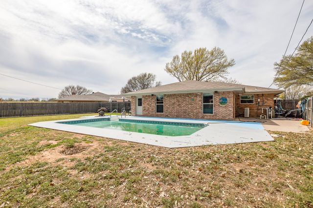 3 Four Sixes Circle, Wichita Falls, TX 76308