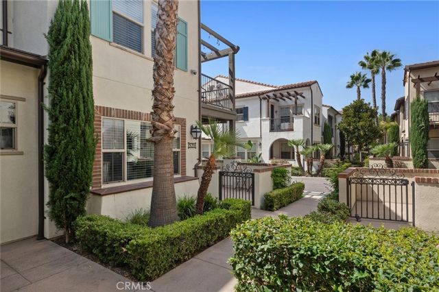 521 S Kroeger, Anaheim, CA 92805