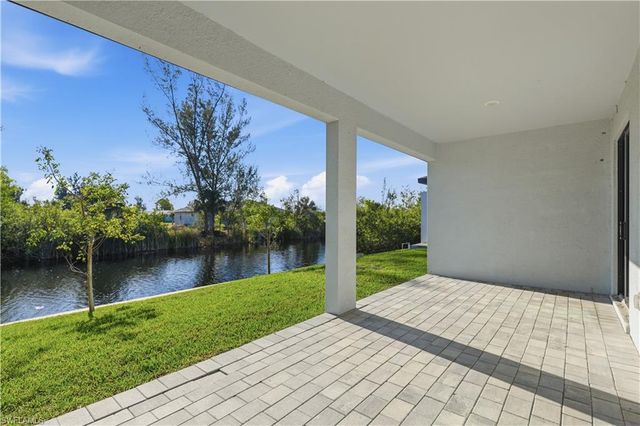 1119 NW 28th PL, Cape Coral, FL 33993