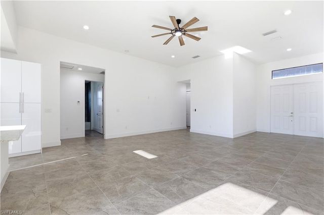 1119 NW 28th PL, Cape Coral, FL 33993