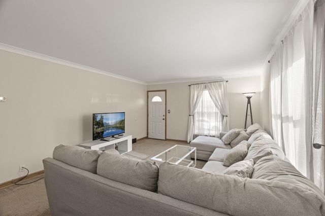 4625 Oliver Avenue N, Minneapolis, MN 55412