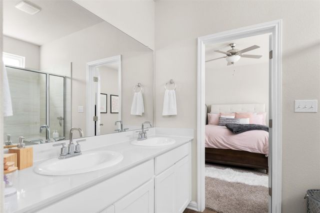 236 Lost Mine Peak LN, Dripping Springs, TX 78620