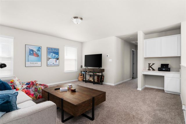 236 Lost Mine Peak LN, Dripping Springs, TX 78620