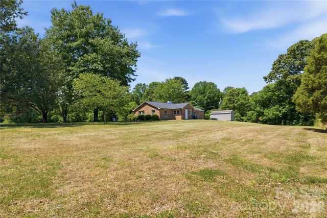 1333 Eufola Road, Statesville, NC 28677