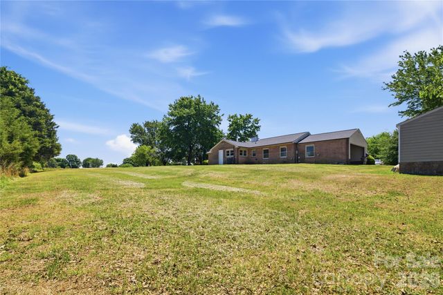 1333 Eufola Road, Statesville, NC 28677