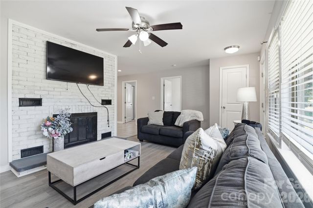 1333 Eufola Road, Statesville, NC 28677