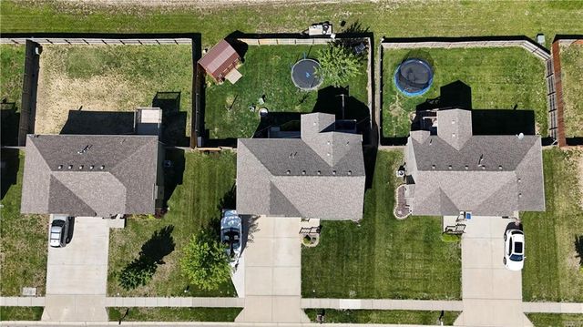 19204 Corbyn Lane, Smithville, MO 64089