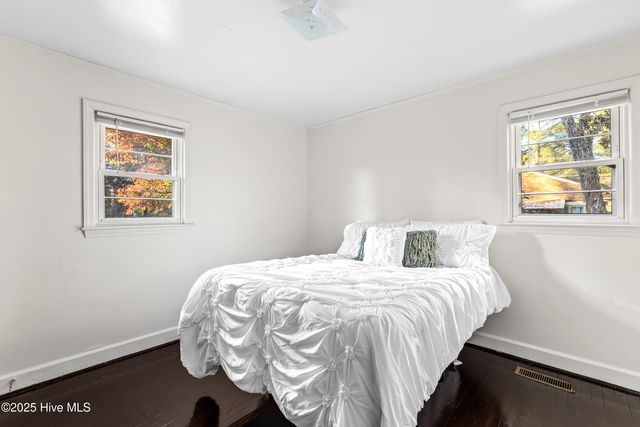 803 Pinetree Drive, New Bern, NC 28562