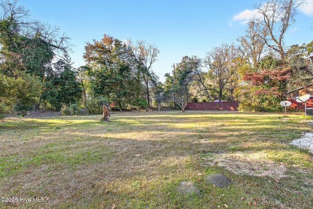 803 Pinetree Drive, New Bern, NC 28562