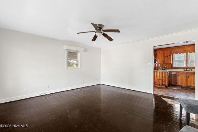 803 Pinetree Drive, New Bern, NC 28562