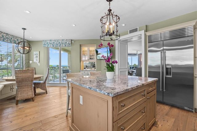 1170 GULF BOULEVARD 201, Clearwater Beach, FL 33767
