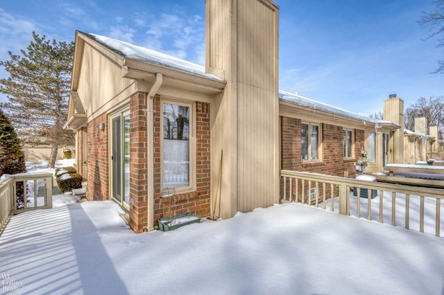 41296 Fortuna Drive, Clinton Township, MI 48038