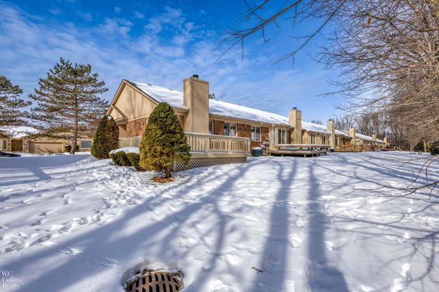 41296 Fortuna Drive, Clinton Township, MI 48038