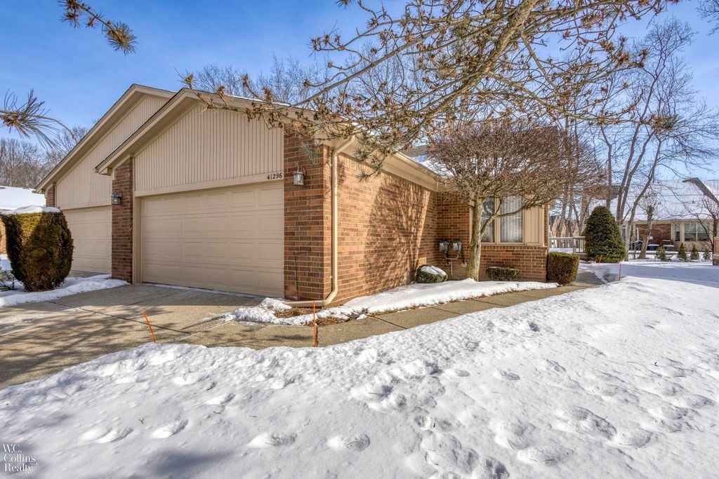 41296 Fortuna Drive, Clinton Township, MI 48038