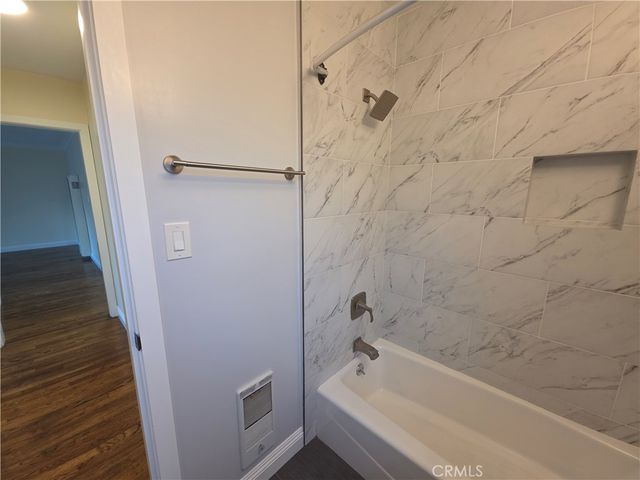 581 Levering Avenue 581, Westwood Century City, CA 90024