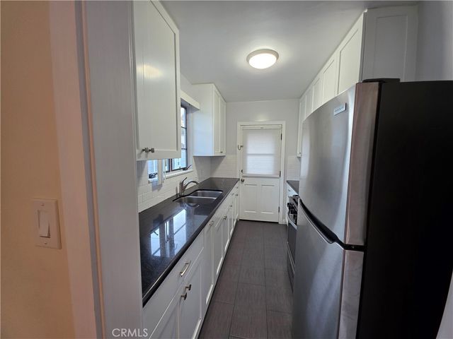 581 Levering Avenue 581, Westwood Century City, CA 90024